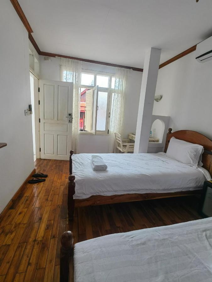 Frangipani Inn Luang Prabang Exteriör bild